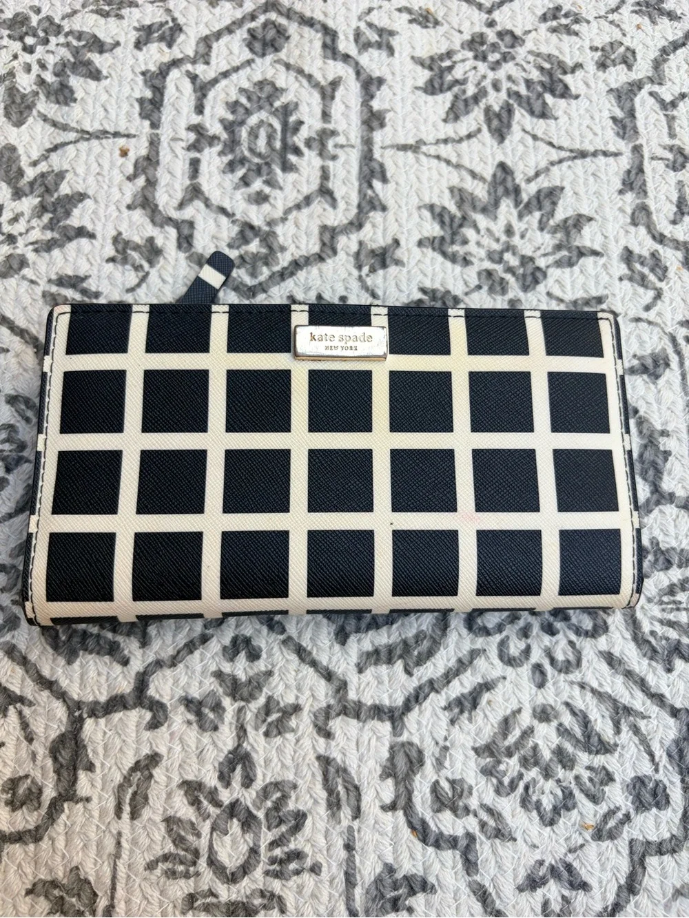 kate spade Black and Cream Checkered Leather Zip Wallet